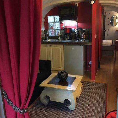 Roulotte - Le Domaine Des Ecrevisses Hotel Saint-Florent-sur-Cher Luaran gambar